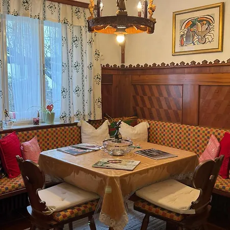 3 Zimmer Apartment Salzburg Süd, Salzburg Stadt Umgebung, Ferienwohnung in Hallein, südlich von Salzburg und östlich von Berchtesgaden * Hallein