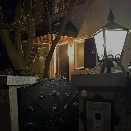 アパート 70qm 3-zimmer Am Tauernradweg In Bei Salzburg, Nahe Berchtesgaden, Rossfeld, Kehlsteinhaus, Obersalzberg, Watzmann, Schoenau Am Koenigsee, Bad Vigaun, Schloss Hellbrunn, Burg Hohen Salzburg, Burg Hohen Werfen # Beherbergungsbetrieb *