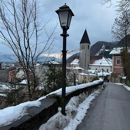 3 Zimmer Apartment Salzburg Süd, Salzburg Stadt Umgebung, Ferienwohnung in Hallein, südlich von Salzburg und östlich von Berchtesgaden *